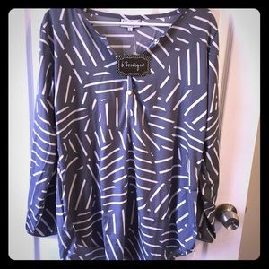 b Boutique 3/4 sleeve top!